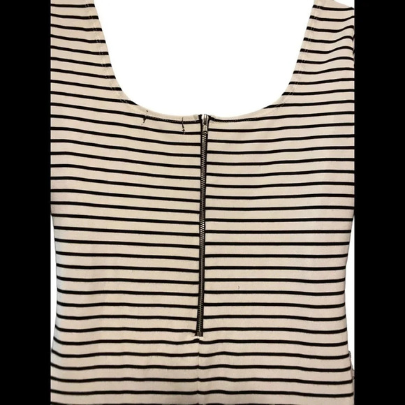 Popular Basics Striped Dress - Picture 4 of 8